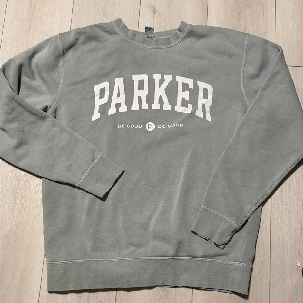 Women’s Parker Sage Crewneck Sweatshirt with White Logo size M-sift snd comfy